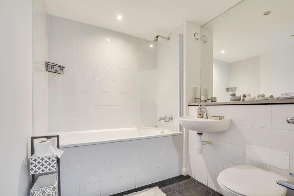מנצ'סטר Cozy Escape In City Centre מראה חיצוני תמונה